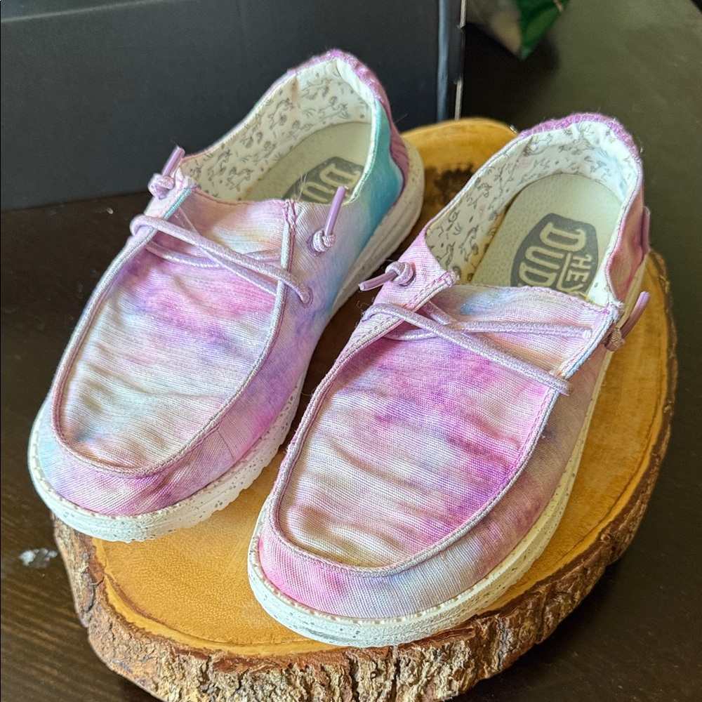 Hey Dude Kids Wendy youth dreamer Pastel Tie-Dye Moccasins lightly worn size 6 - Picture 5 of 8